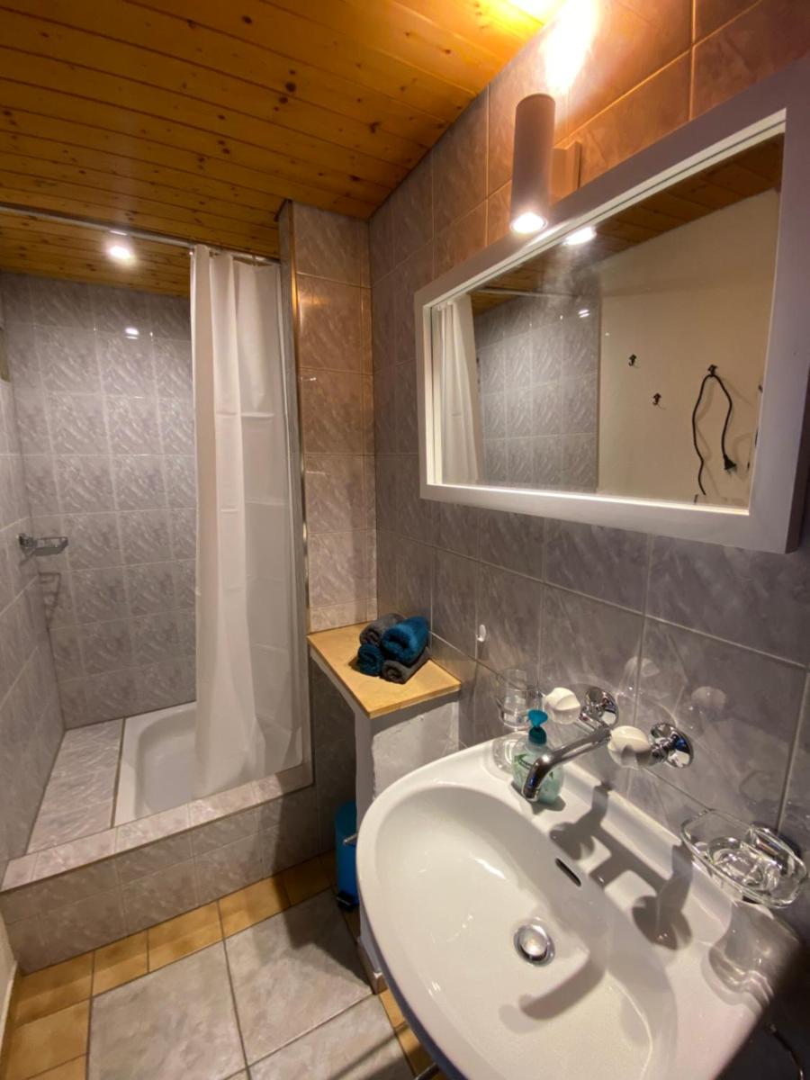Ruheoase mit Kamin - Housity