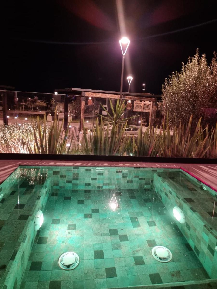 Casa de lujo, hasta con cine privado - Housity