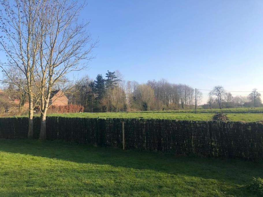 Charmant huisje in Tollembeek . - Housity