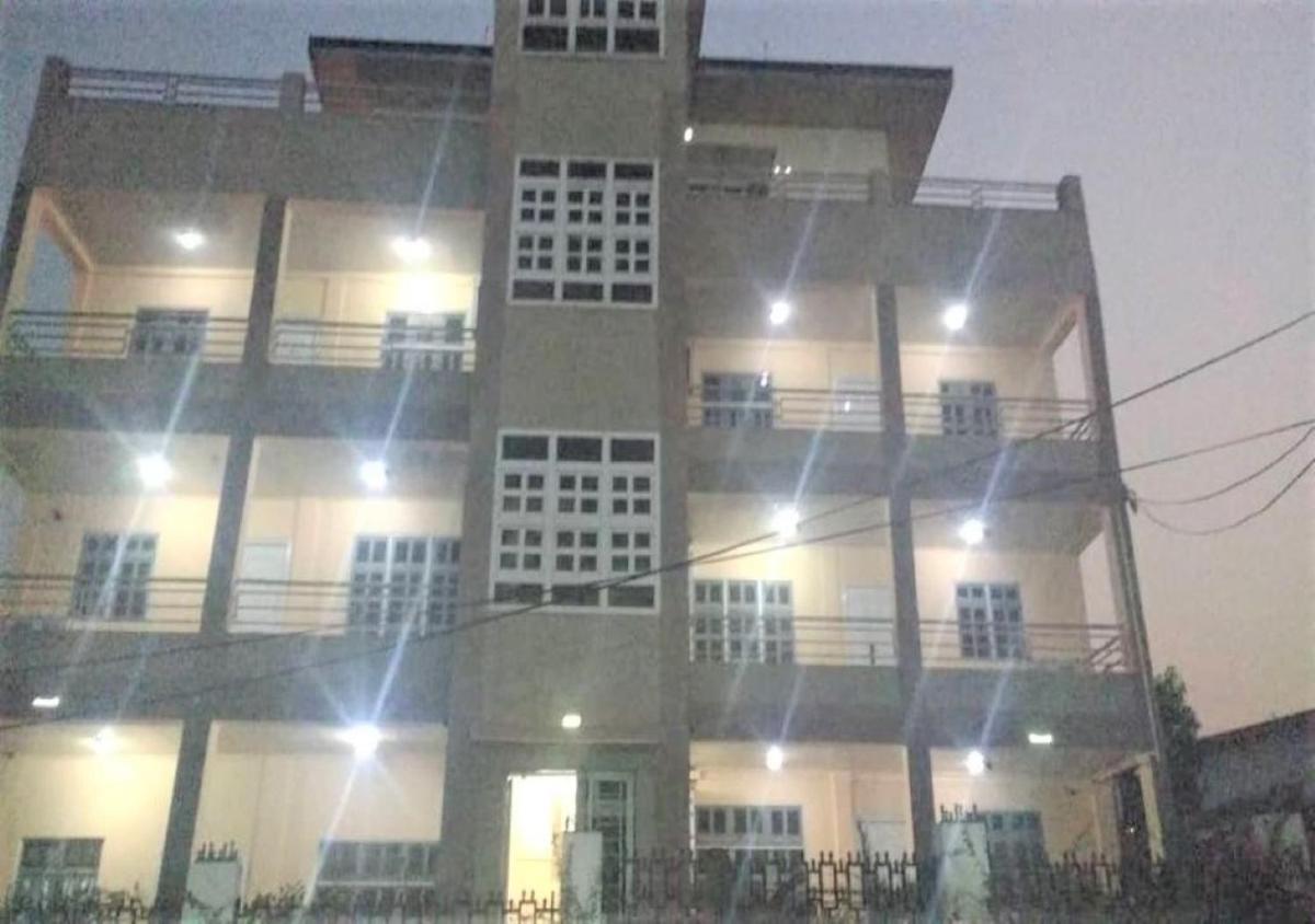 Exquisite 2-Bedroom Apartment, 3A - Housity