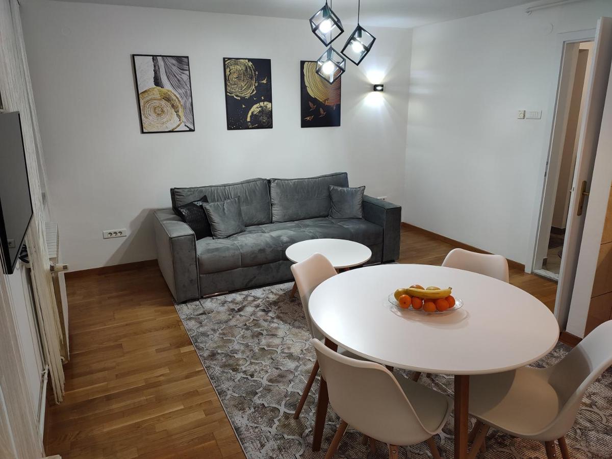 Clair de lune - Housity