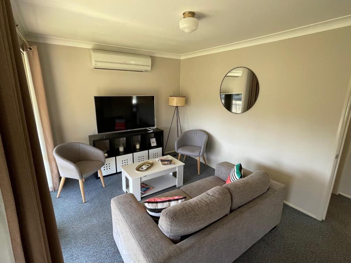 Comfortable 2-Bedroom home in Mudgee - Rest Easy Mudgee - Housity