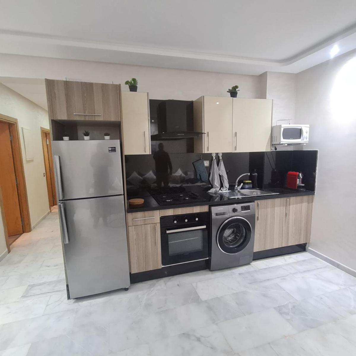 Miramare Cosy appartement pied dans l'eau avec piscine - Housity