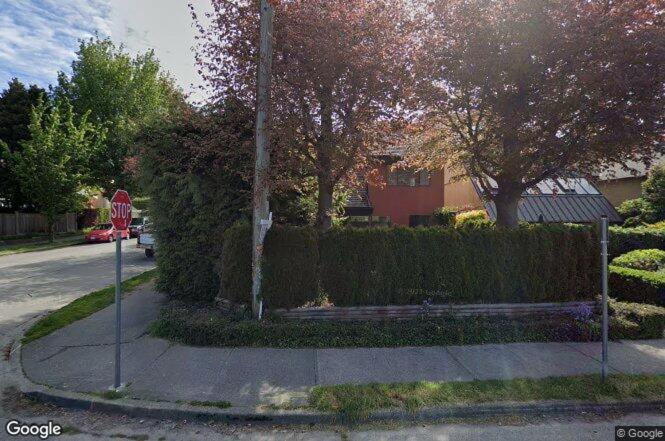 Mid Century Getaway Home - Kitsilano - Vancouver - Housity