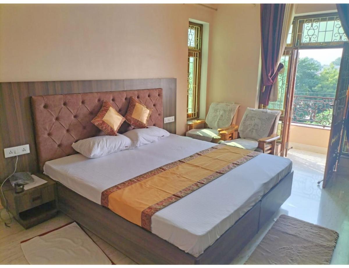 Prithvi Palace Home Stay,Varanasi - Housity