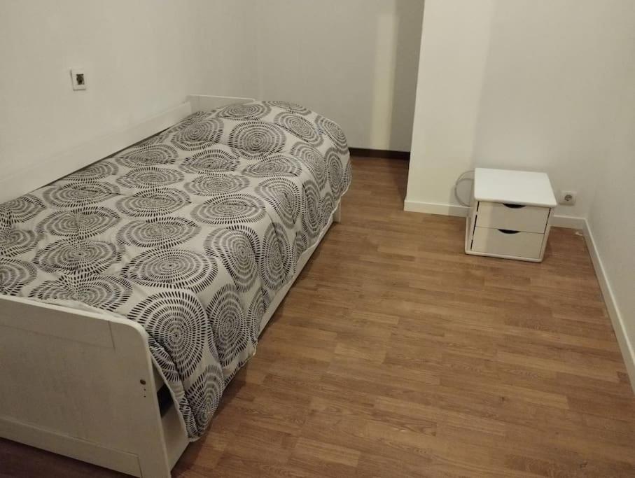 Agréable maison avec parking gratuit - Housity
