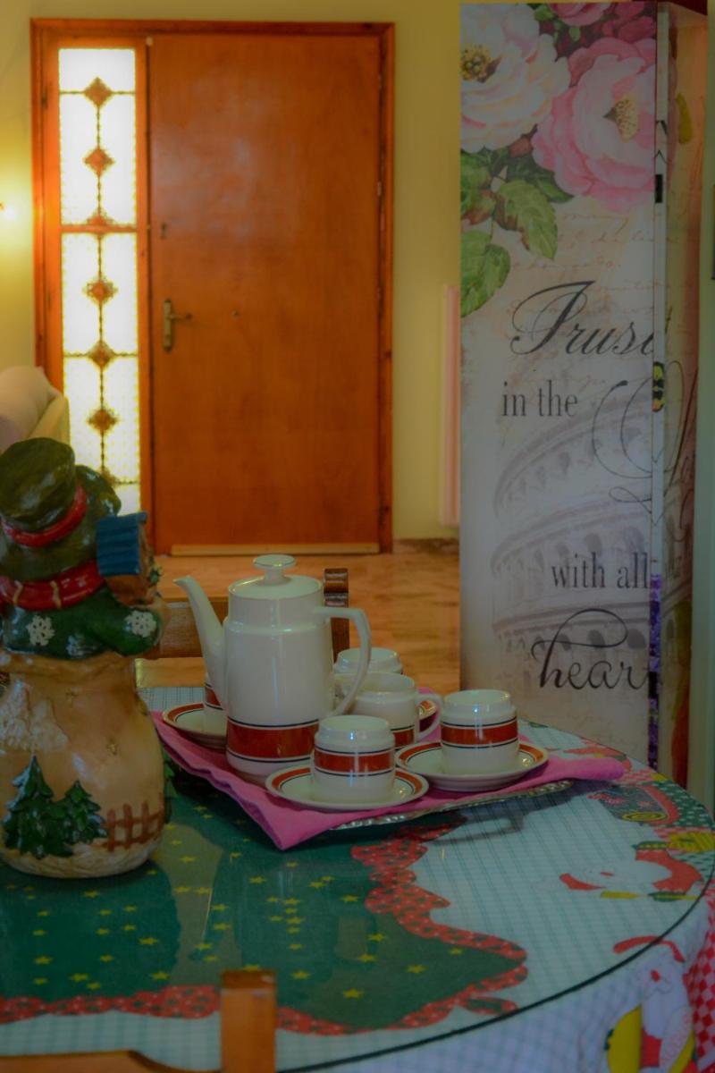 Georgia's Village House - Housity