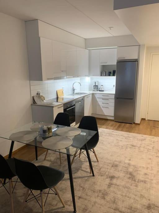 Stylish apartment with sauna nearby Airport - Housity
