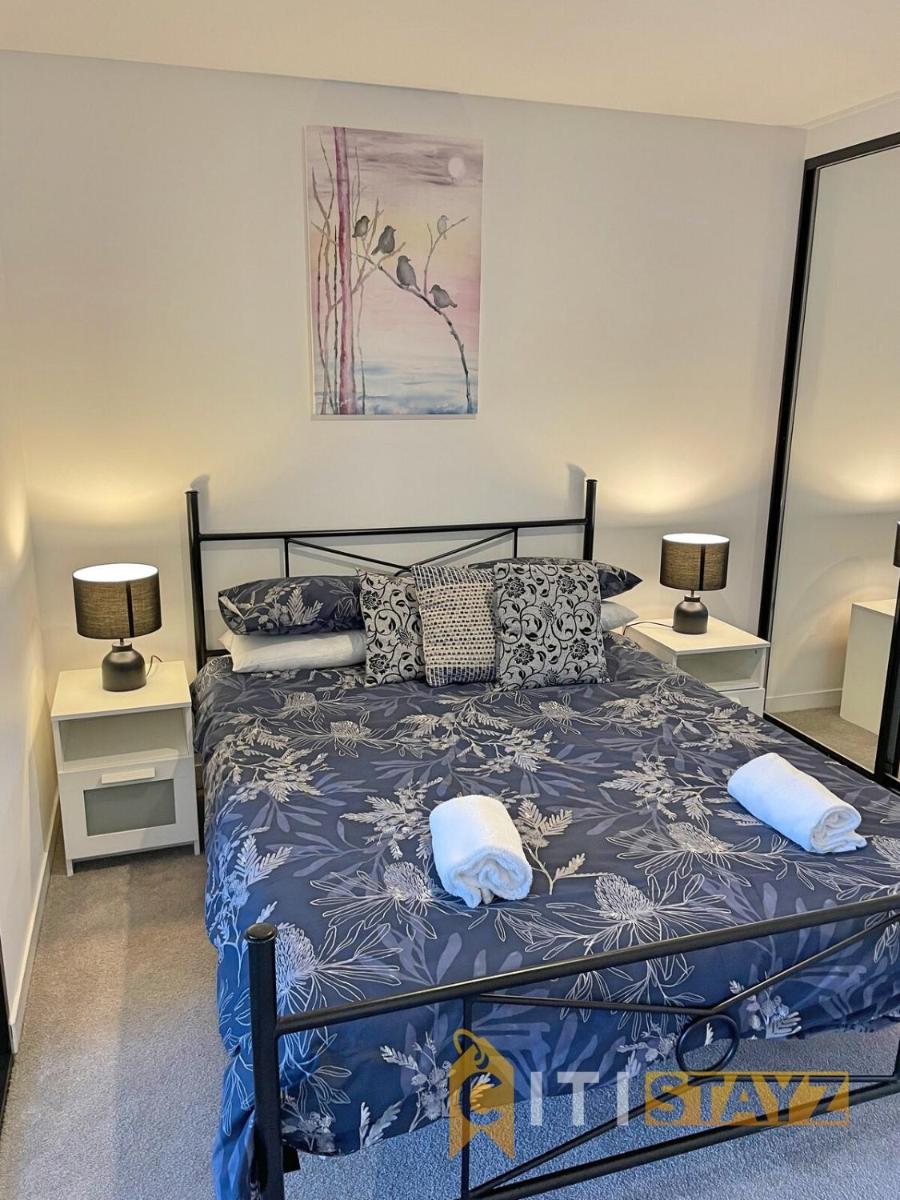 Majestic at Midnight! Luxe 1 bd 1bth 1csp Apt - Housity