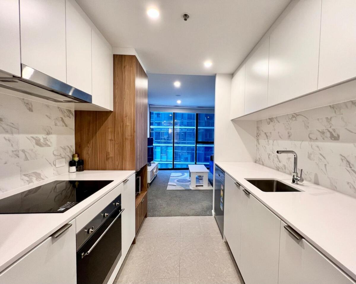 1BR New Apt - Dressed to Impress! - 1028 Woden GCT - Housity