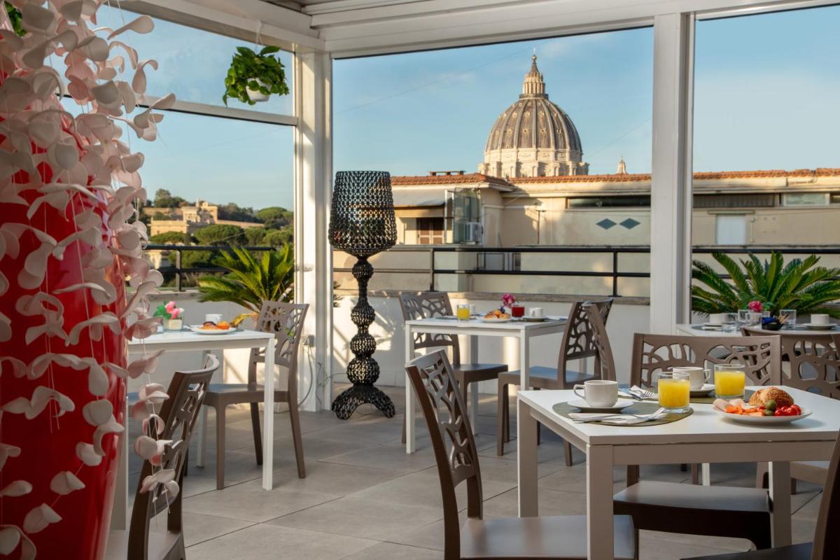 Fragrance Hotel St. Peter - Housity