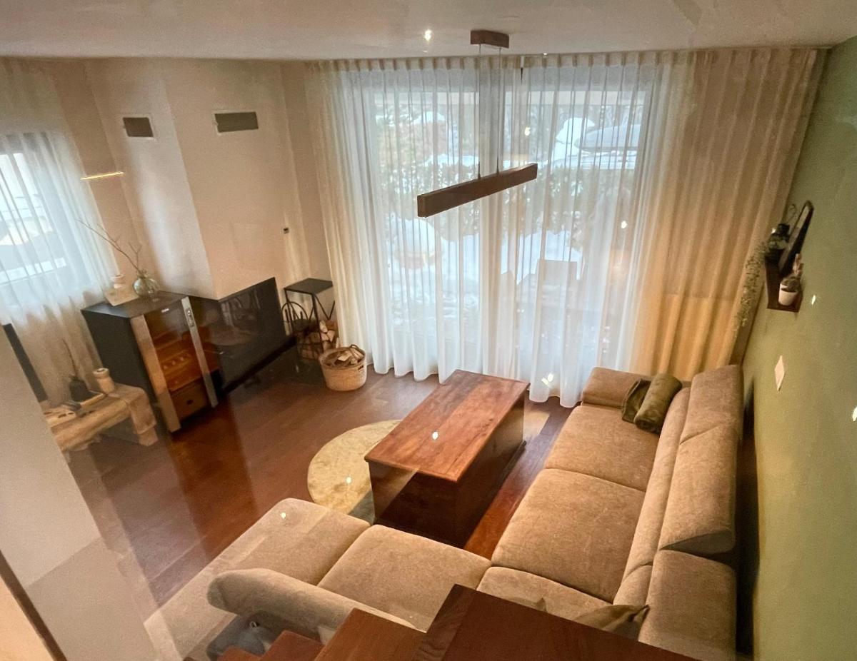Ian's Residence - Housity