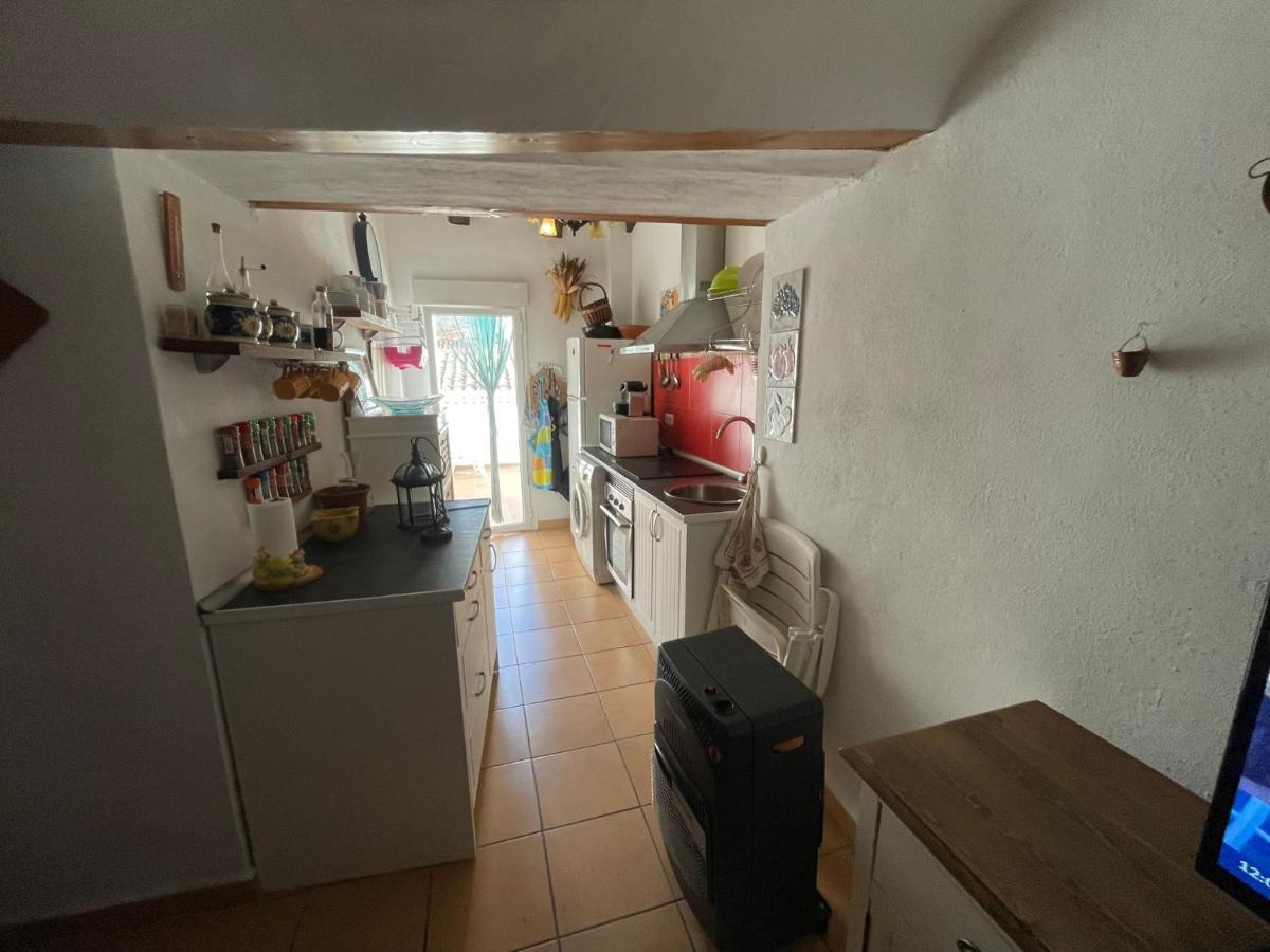 Casa Puebla de Arenoso REF. 063 - Housity