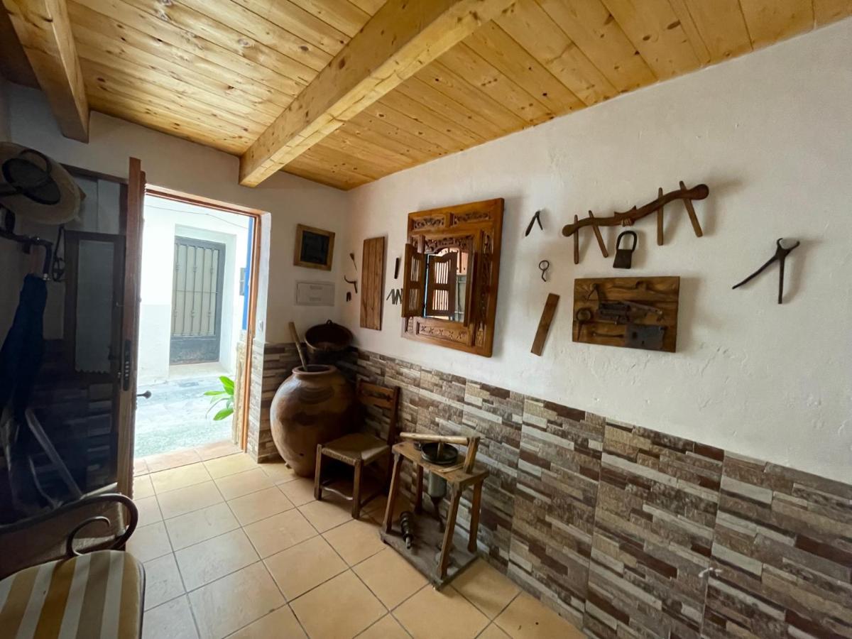 Casa Puebla de Arenoso REF. 063 - Housity