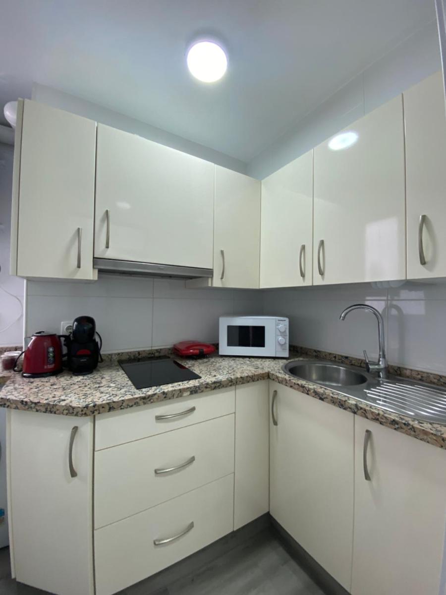 piso junto al hospital macarena - Housity