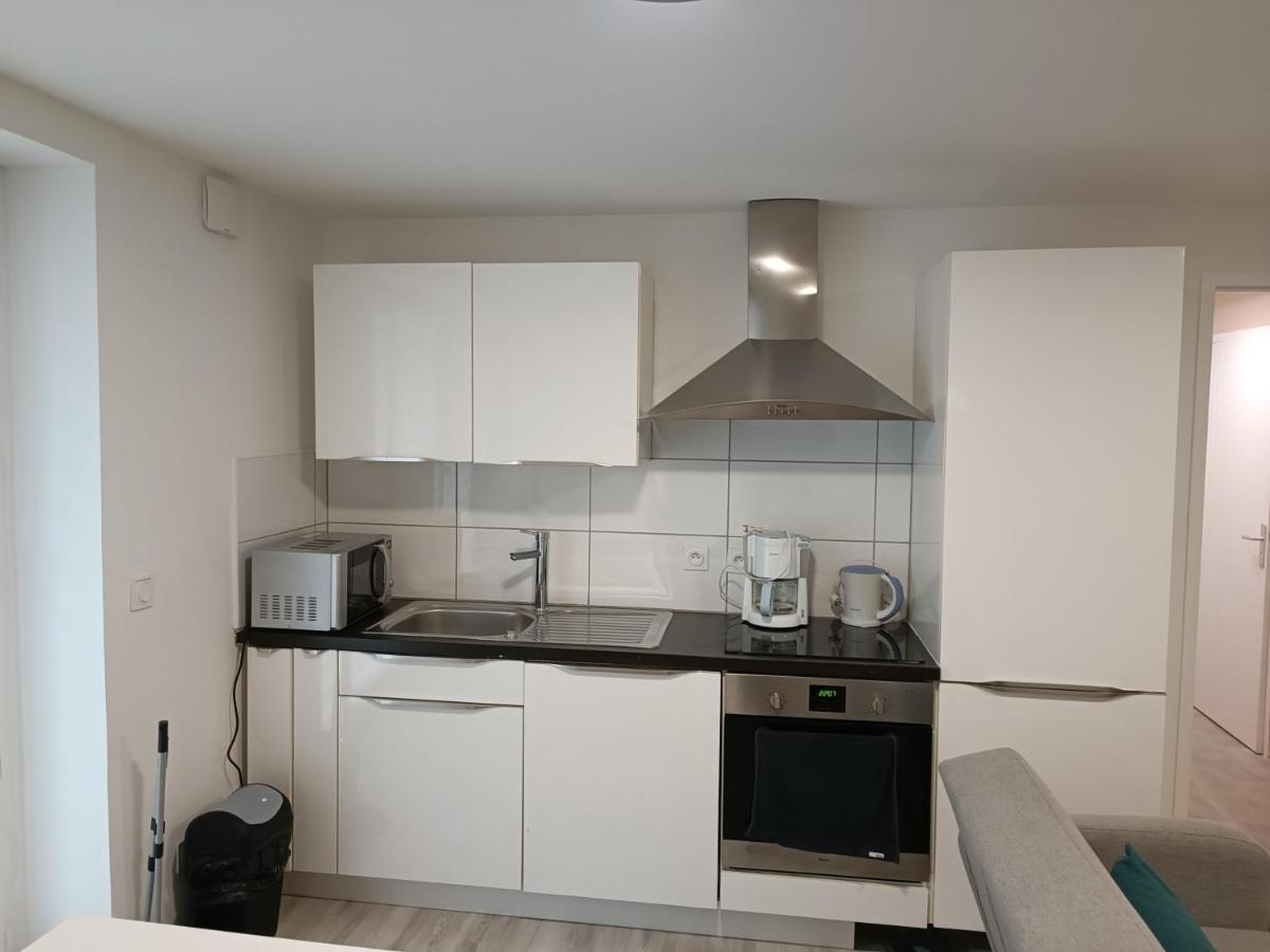 Un bon momentde dente - Housity