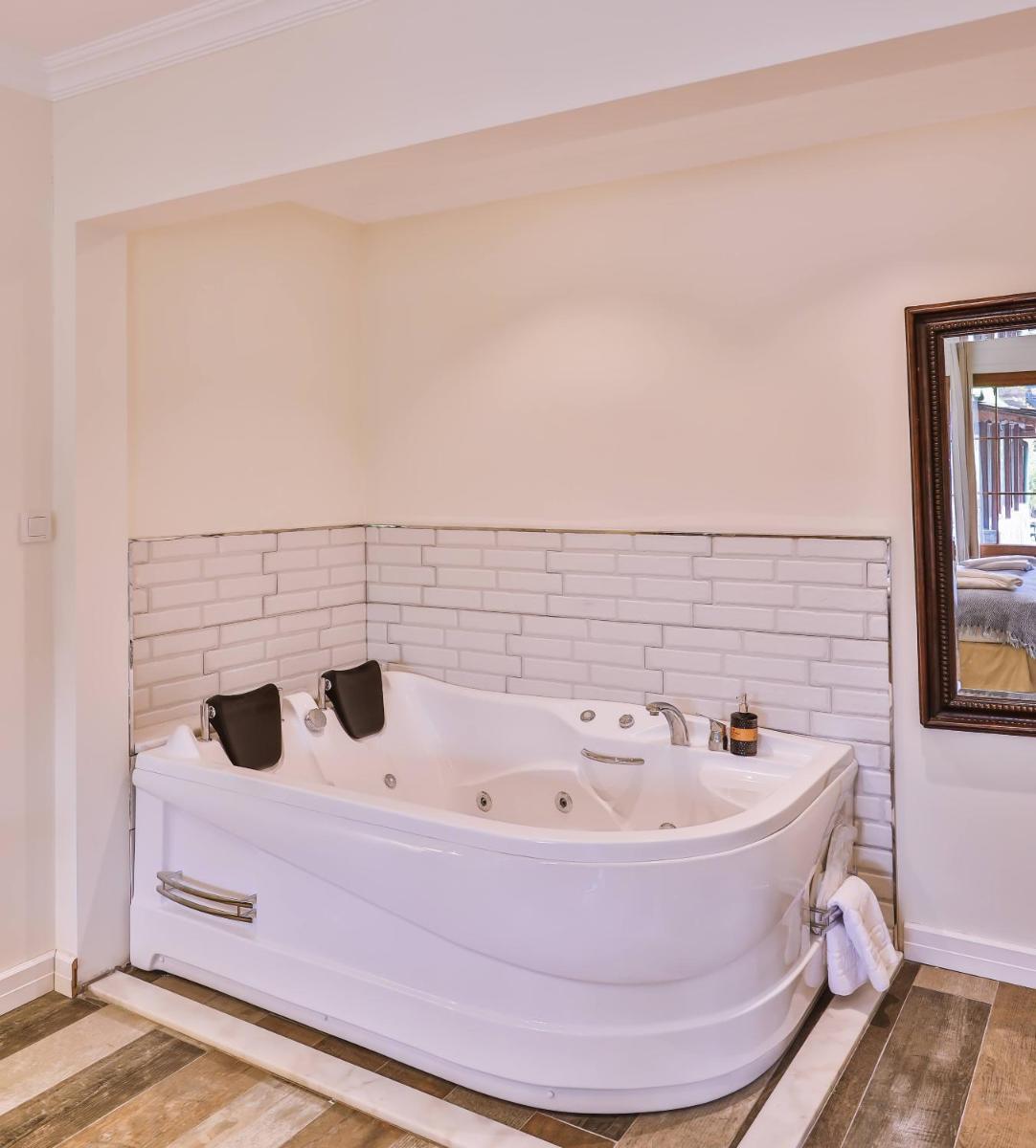Park Mandalin Hotel - Adult only - Housity