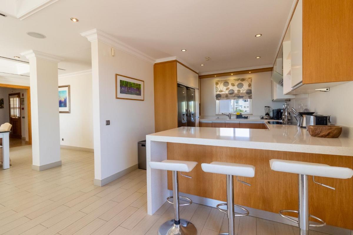 A cozinha ou kitchenette de Dunas Douradas Beach Club