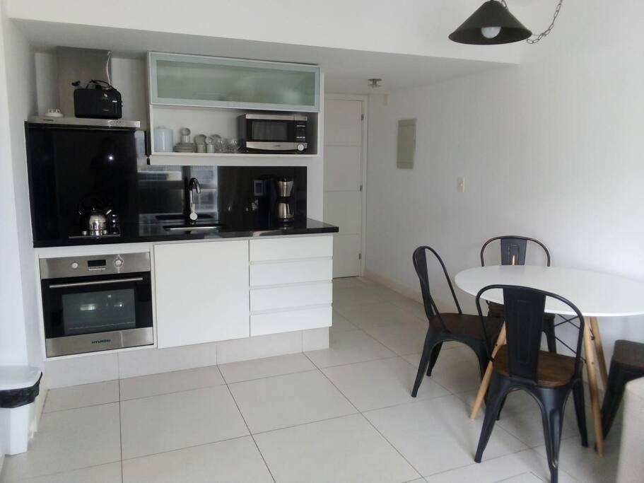 Lux Tower Departamento 2 ambientes - Housity