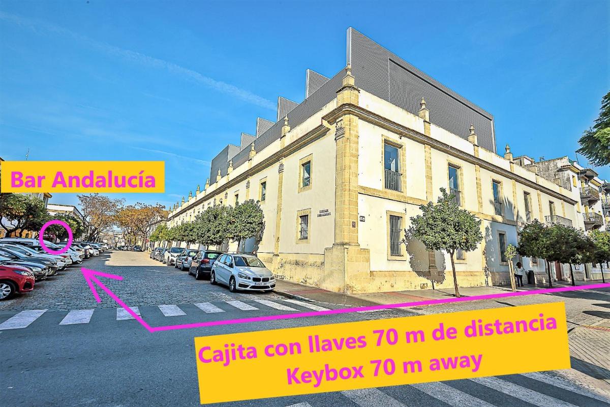 Plaza Polvorista 4-Bedroom Apartment w Balcony - Housity