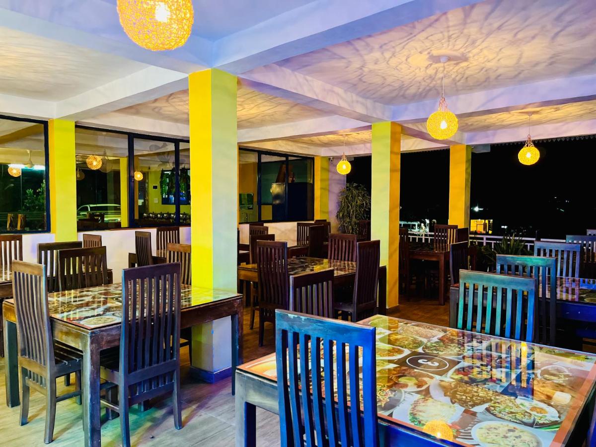 Grand Adamspeak - Housity