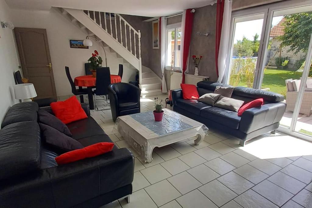 Suitetrails - proche Paris maison dans village près de reims