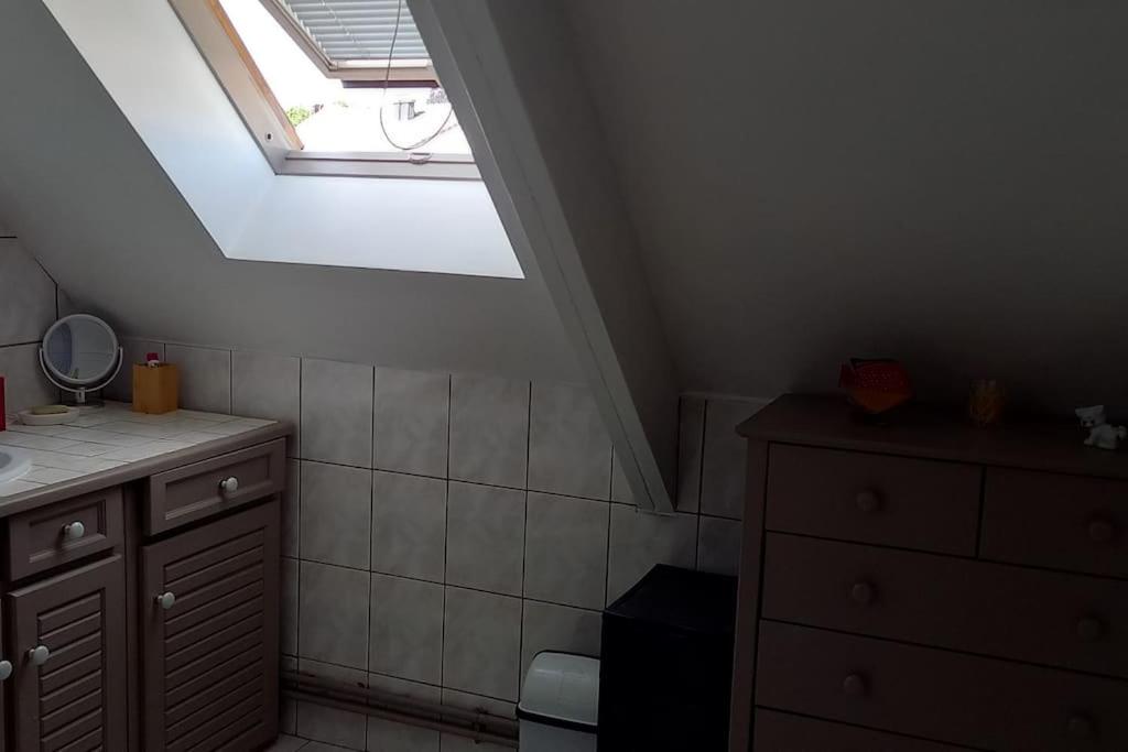 Suitetrails - proche Paris maison dans village près de reims