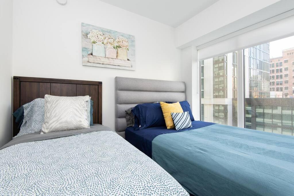City Skyline Views 3bed apt LA Live Convntion Centr 11110 - Housity