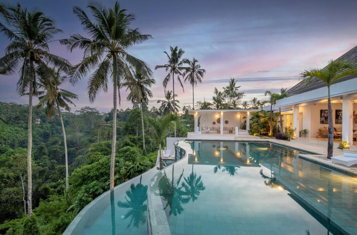 Suitetrails - Villa Savana Ubud