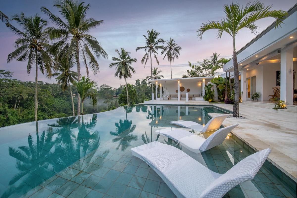 Suitetrails - Villa Savana Ubud