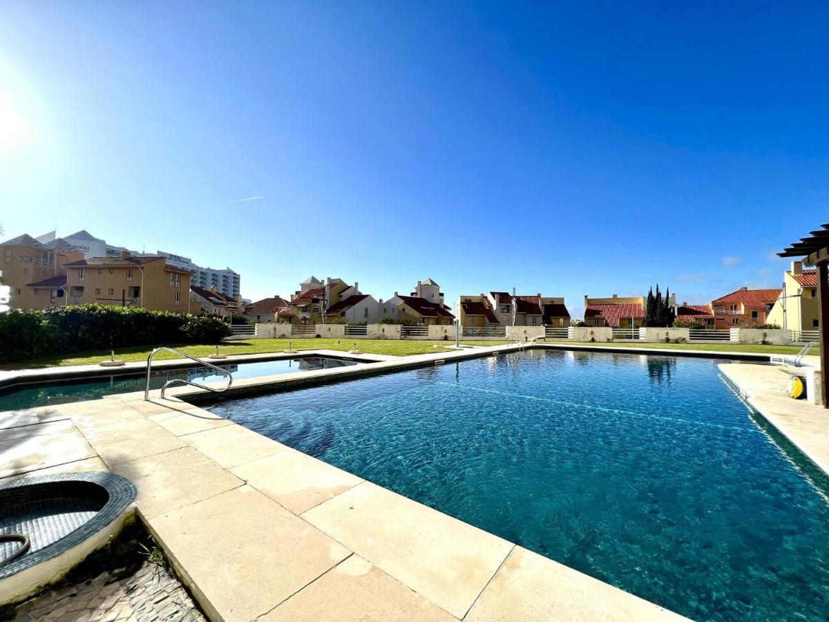 Vilamoura Marina Mar 1 with Pool by Homing - Housity