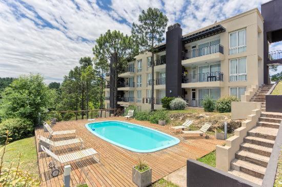 Condominio Monte Molinos - dpto en Nautico, 2 dormitorios y vista al lago - Housity