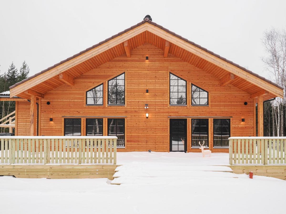 Ranch Roslagen - Luxurious estate near sea with extras - Housity
