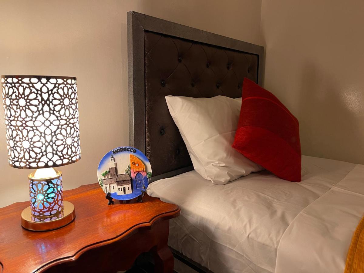 Charming downtown apartment I Fibre Internet Up to 100 Mbps I PALMS Residence - Housity