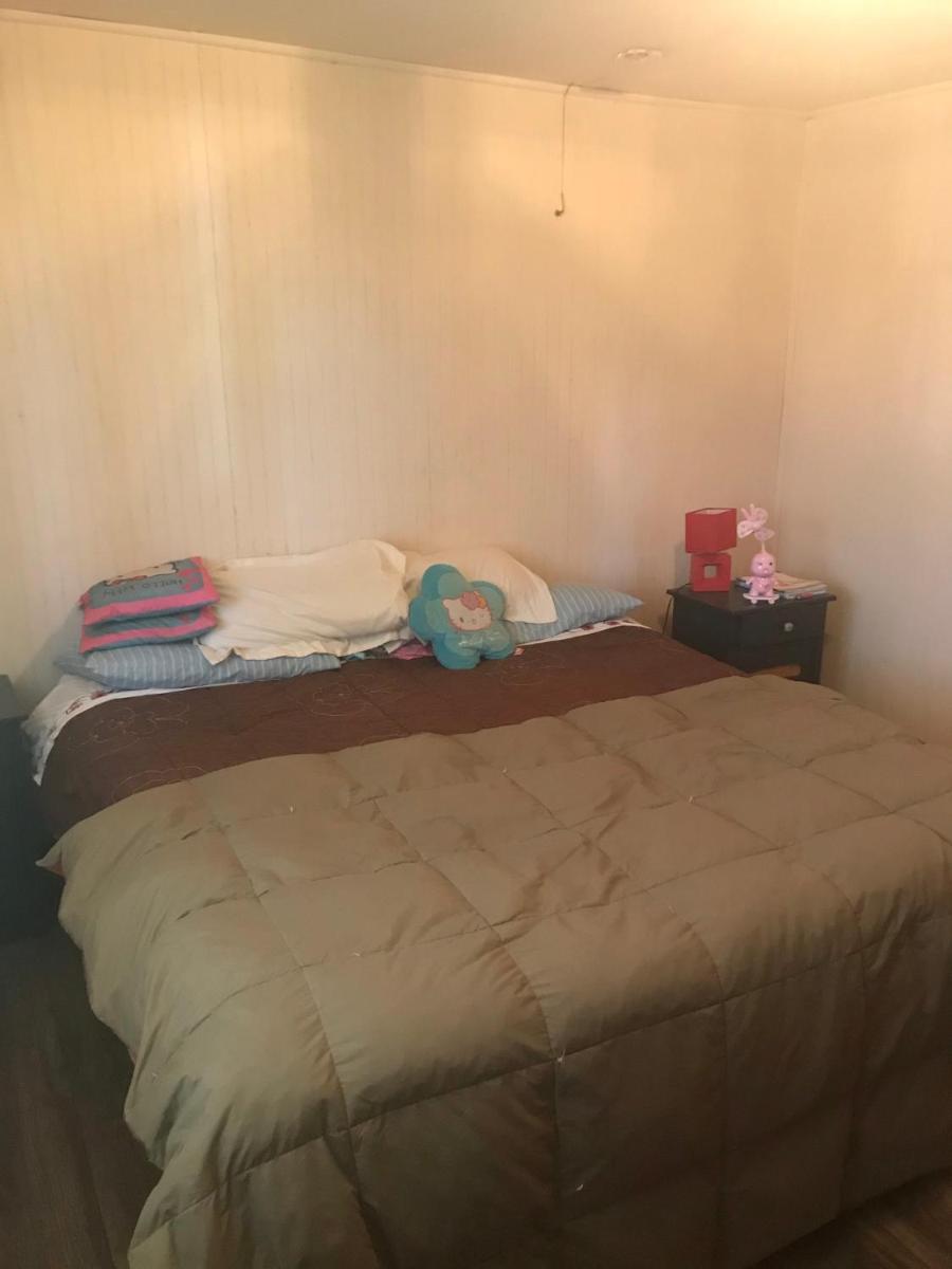 Casa de campo con piscina privada, jardines y juegos - Housity