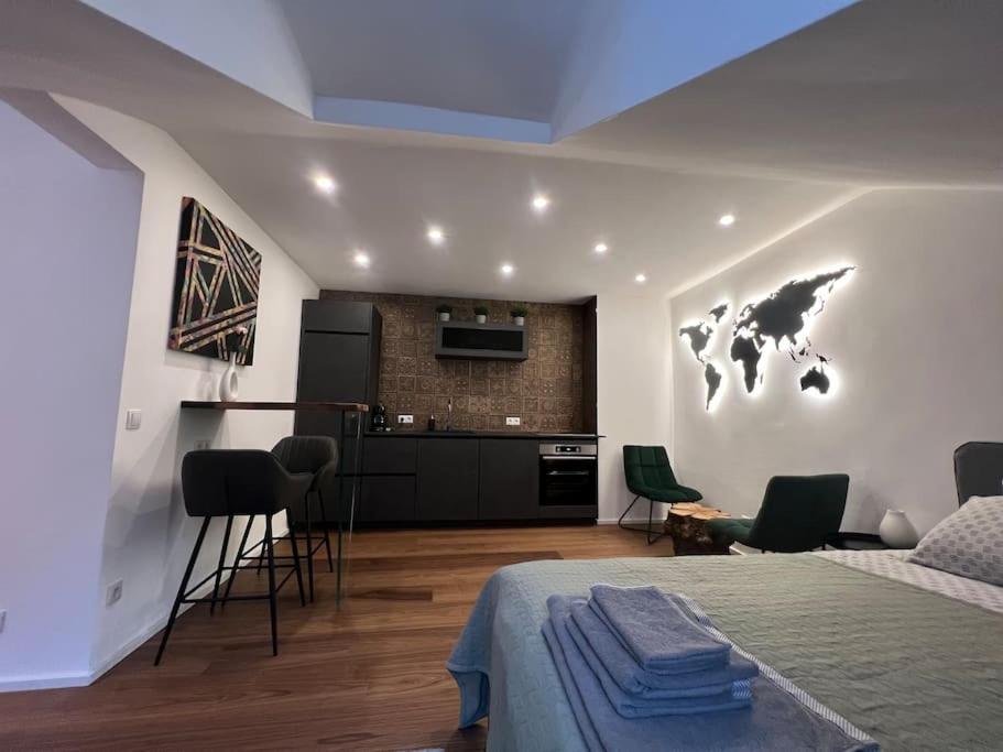 Tiny Wellness Apartment - Housity