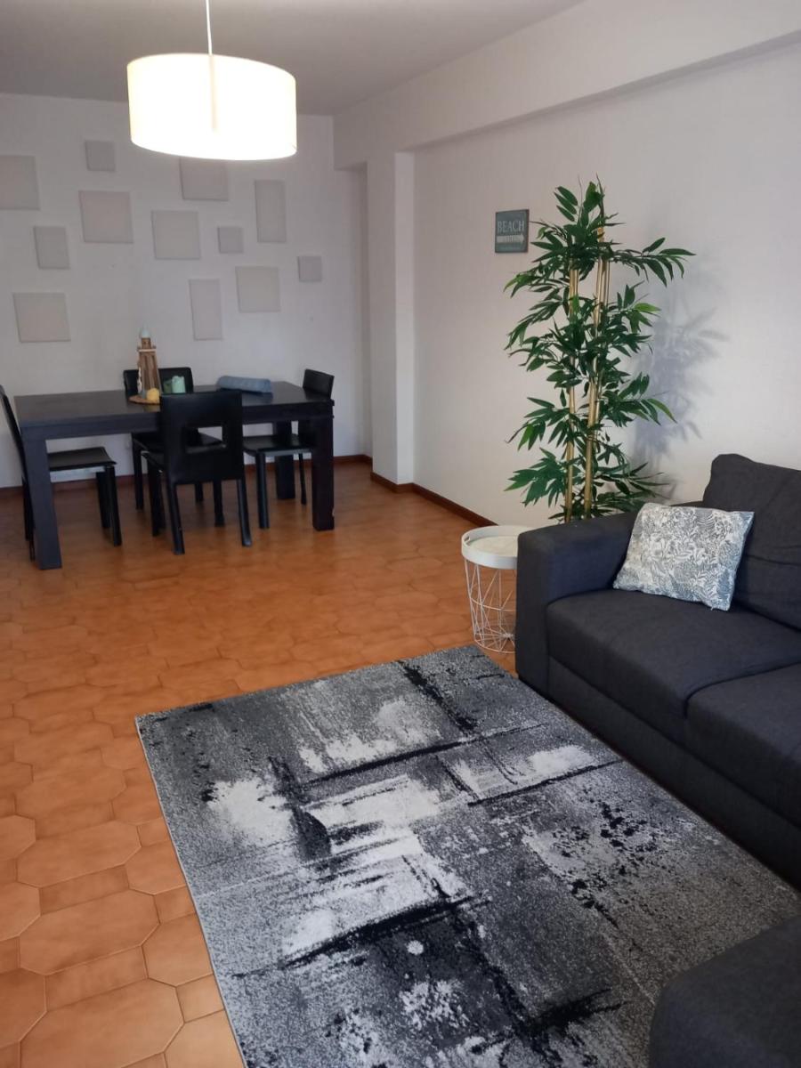 Chill House - Housity