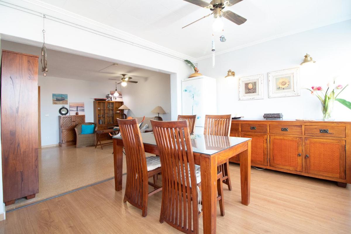 Global Properties, Apartamento con buenas vistas en Canet playa - Housity