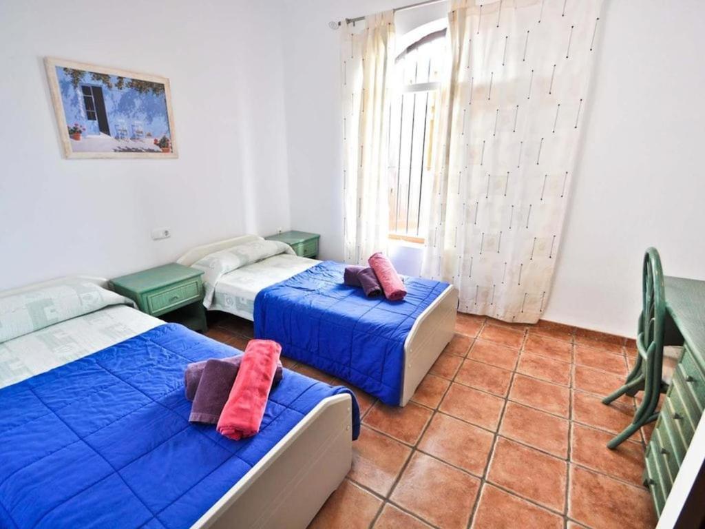 Suitetrails - Stunning Villa with beautiful views and private pool