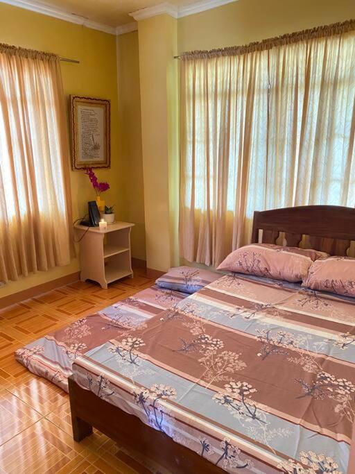 Granny Jojos Home - Housity