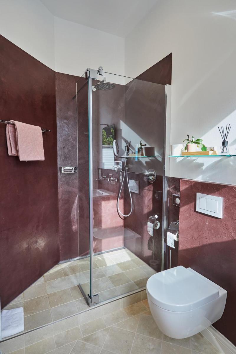 Hotel Cramer Bed & Breakfast - Housity