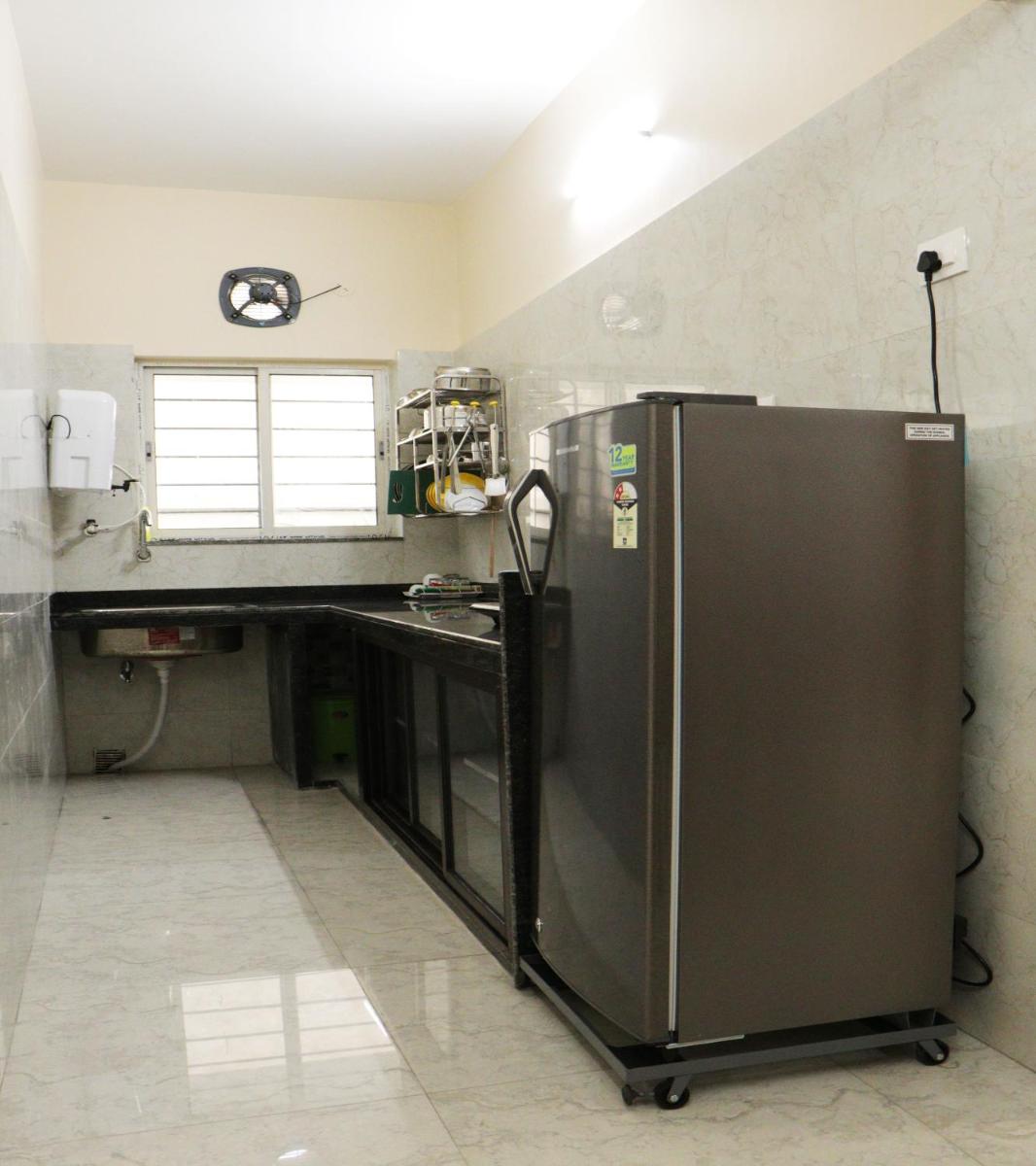 Radharani Apartment - Housity