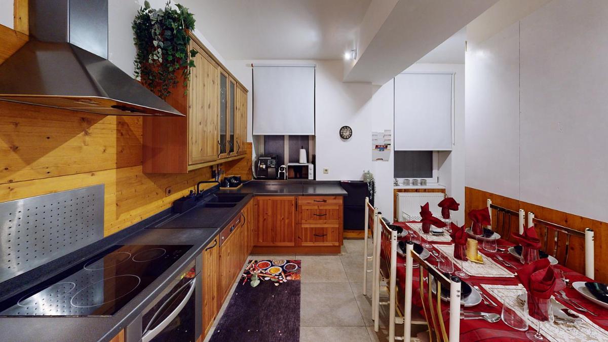Suitetrails - Apartment Wood