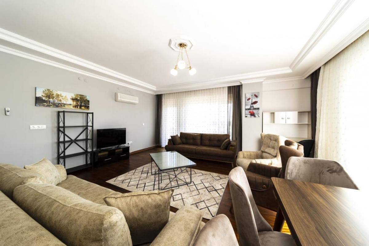 Suitetrails - Flat with Sea View 5 Min to Beach in Antalya