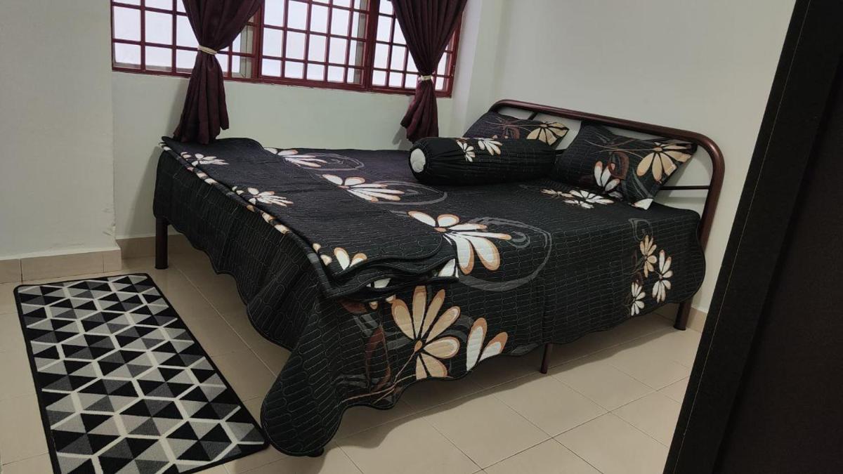 ZAHRA Homestay Kg Pandan Ampang KL - Housity