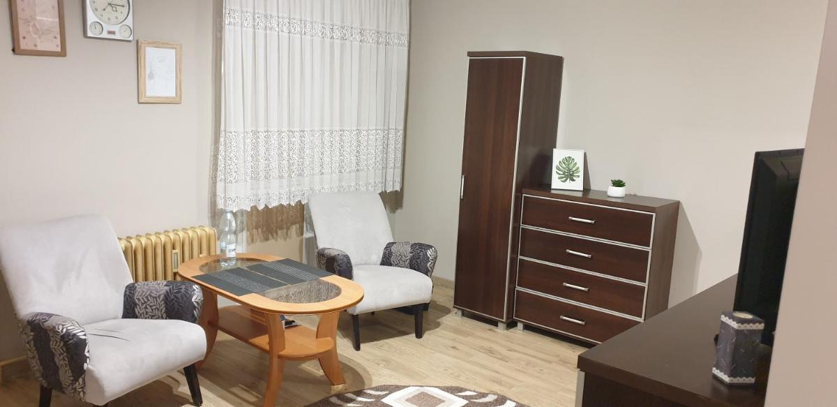 Kawalerka w bloku, blisko Parku Przemysłowego w Bydgoszczy - Housity