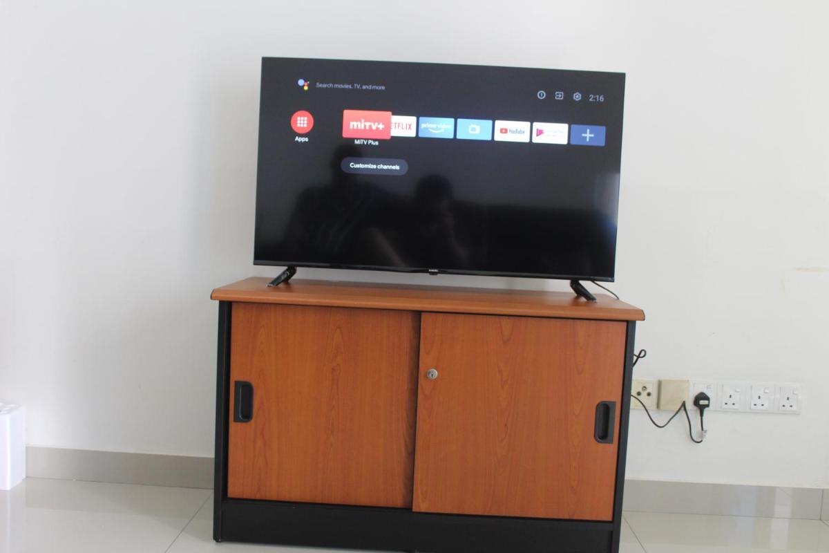 9Eleven Studio Apartment at Setia City - Housity
