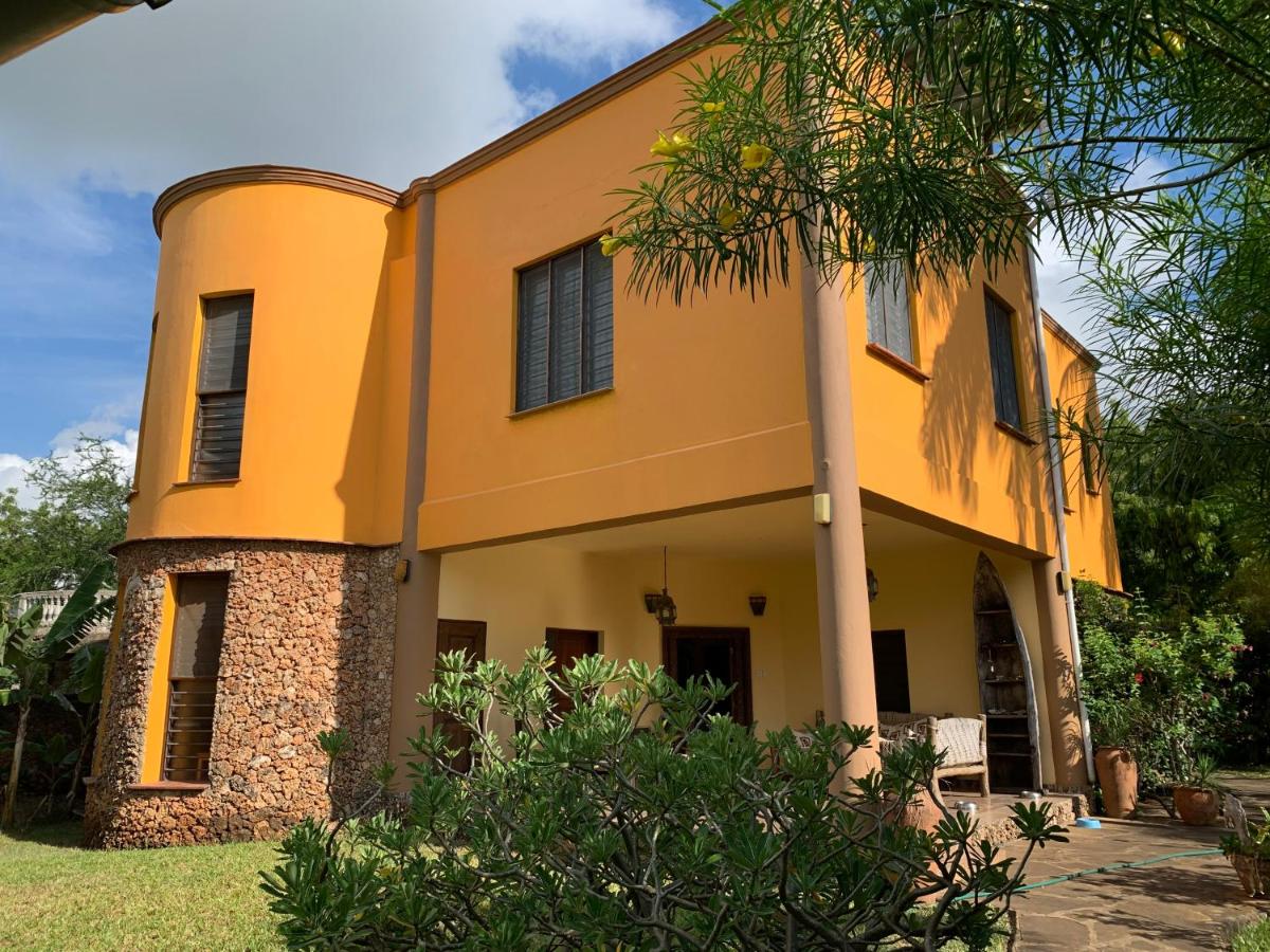 Lions Home - Housity