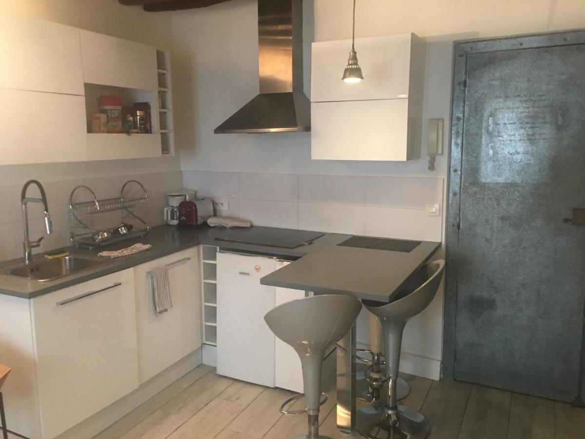 T2 aux charmes parisiens - Housity