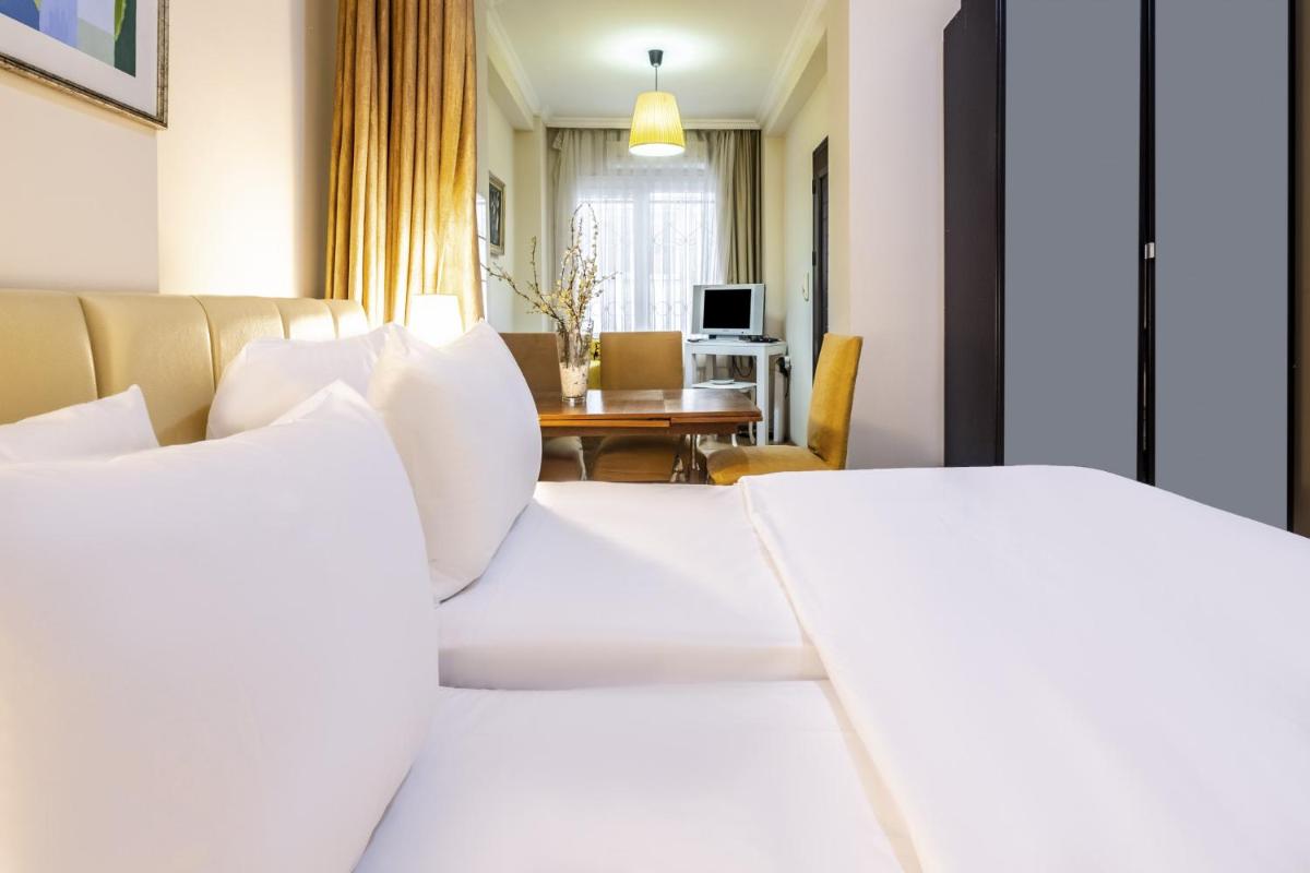 Studio Flat near Public Transportation in Sisli - Housity